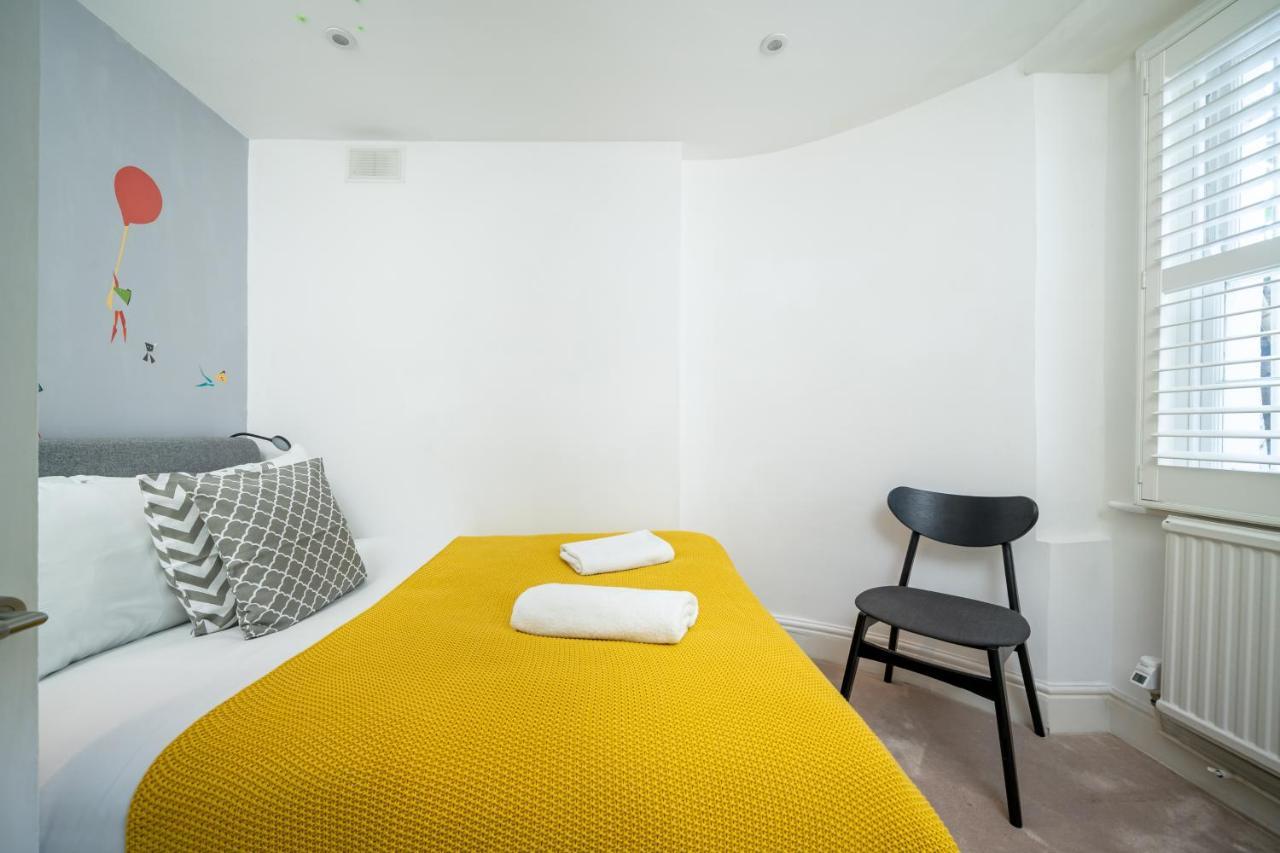 Sleek Flat With Communal Courtyard Londra Exterior foto