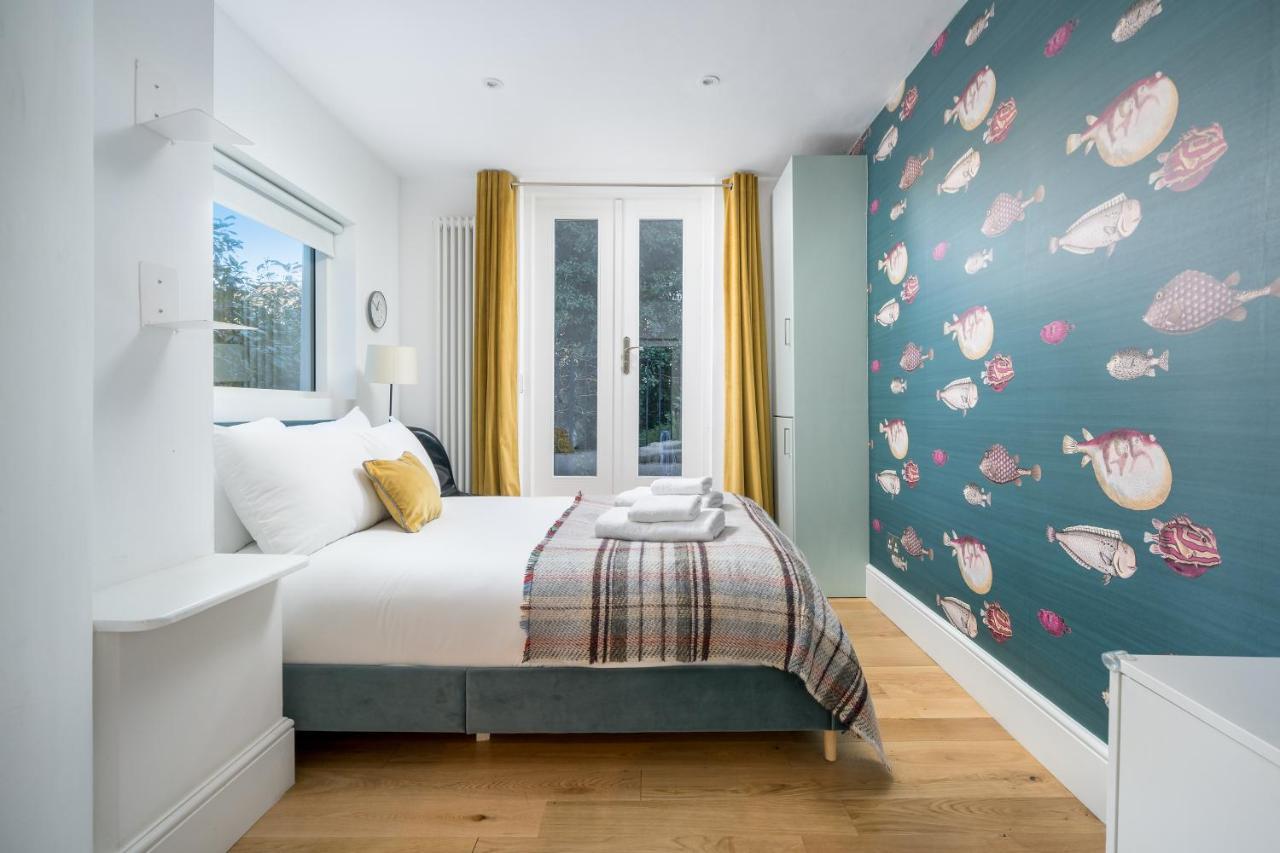 Sleek Flat With Communal Courtyard Londra Exterior foto
